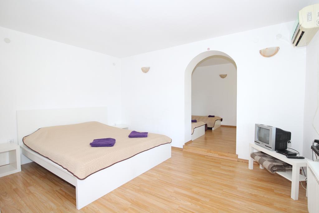 Slanchevata Kashta Hotel Krushuna Luaran gambar
