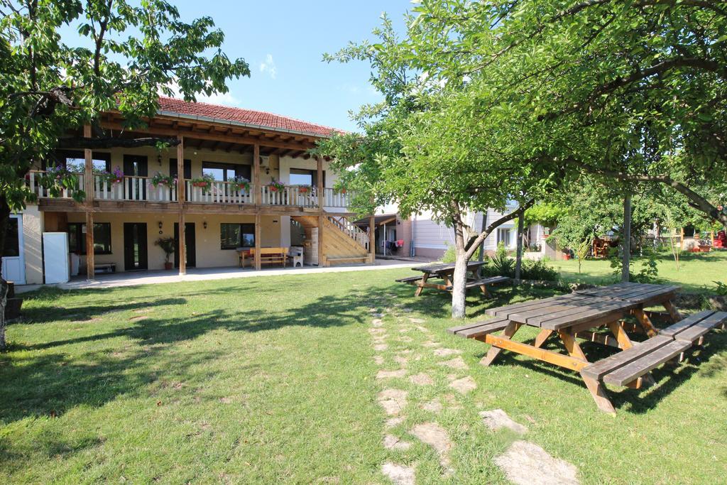 Slanchevata Kashta Hotel Krushuna Luaran gambar