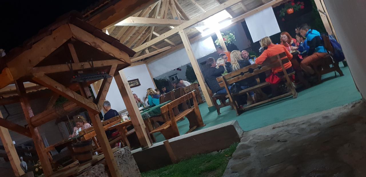 Slanchevata Kashta Hotel Krushuna Luaran gambar